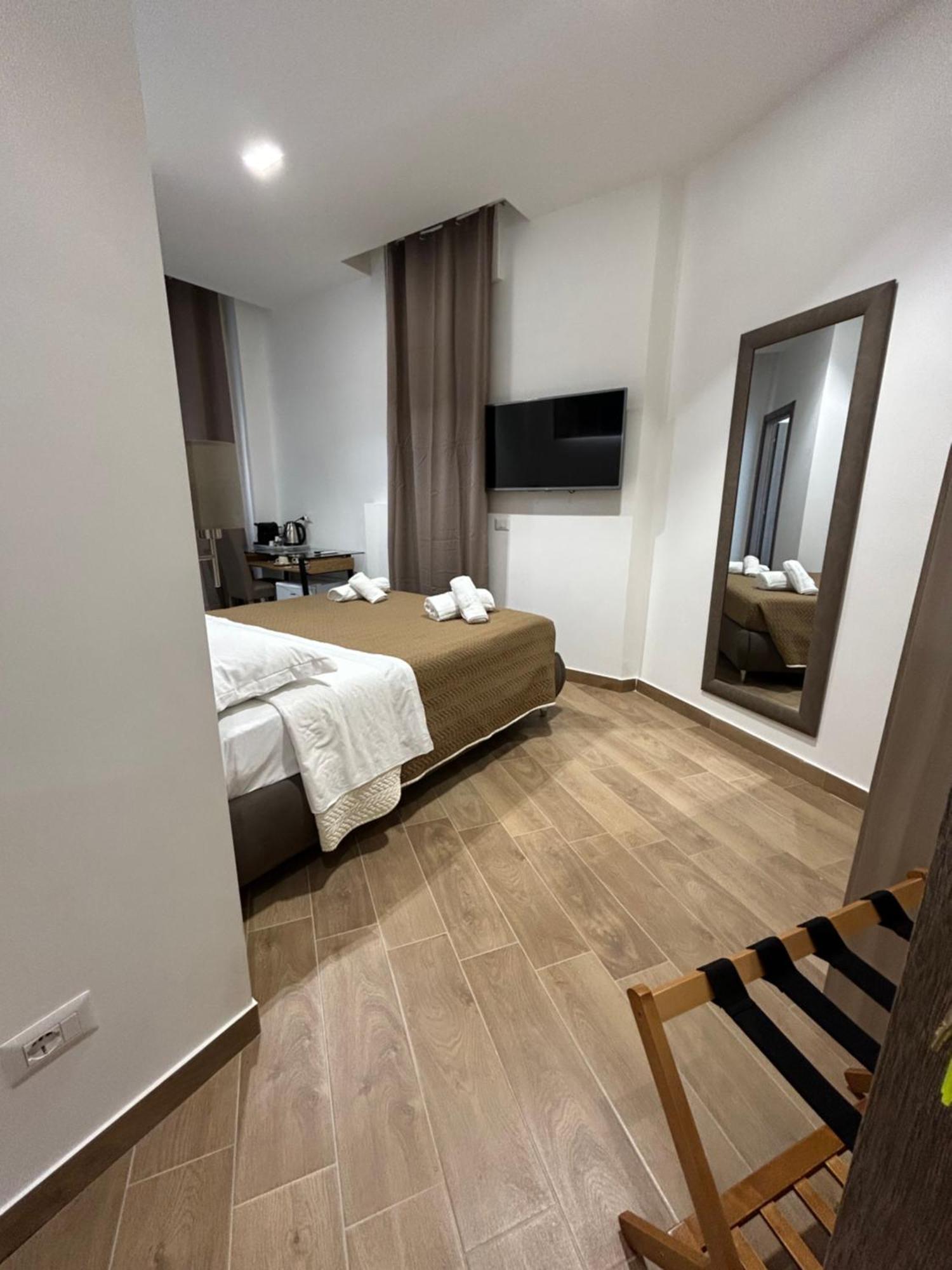 Grimaldi Comfort Guest House 外观 照片